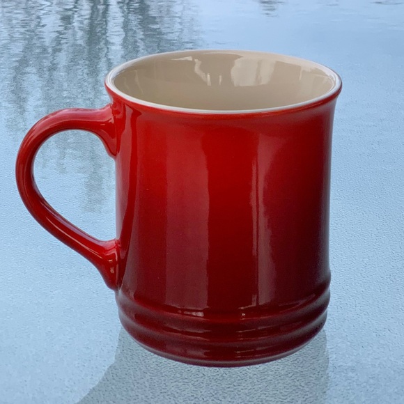 Le Creuset Coffee Mug ~ Cerise/Dark Red - Picture 3 of 6